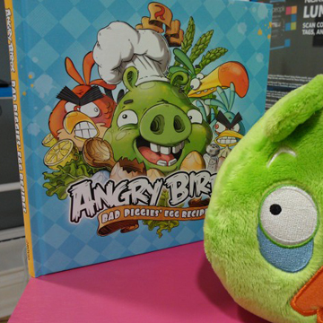 Angry-Birds-cookbook-is-egg-cellent