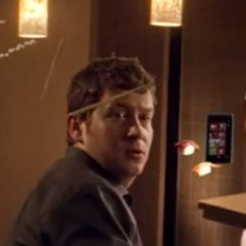 Nokia-Lumia-800-in-Vodafone-RED-Box-ad