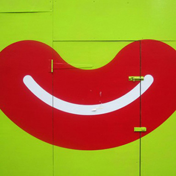 smile-595x446_sq11