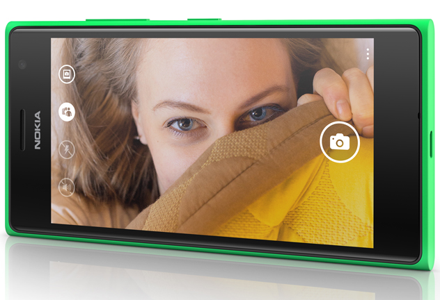 Lumia735_Selfie_feat