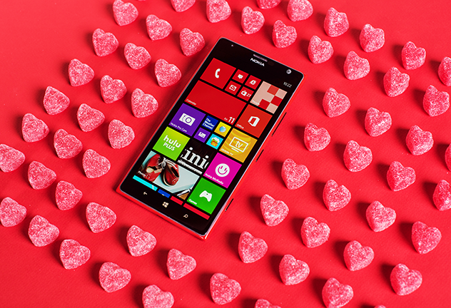 FEATLumiaLove