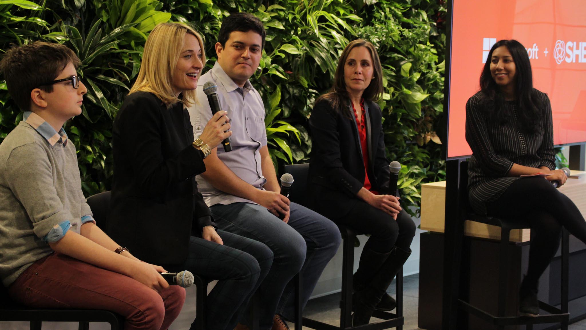 Panelists discuss digital habits for families